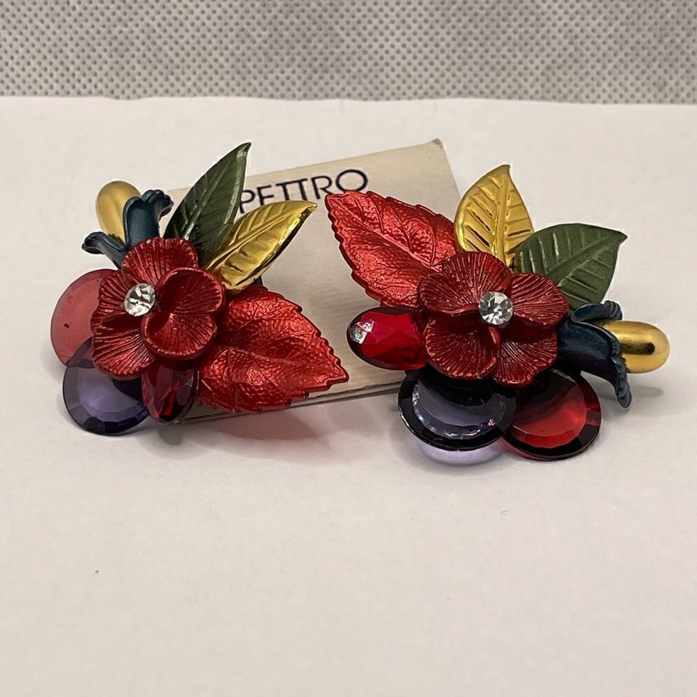 New vintage clip ons earrings resins